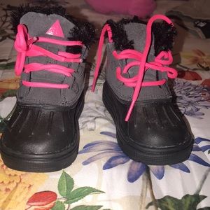 Size 8 toddler boots
